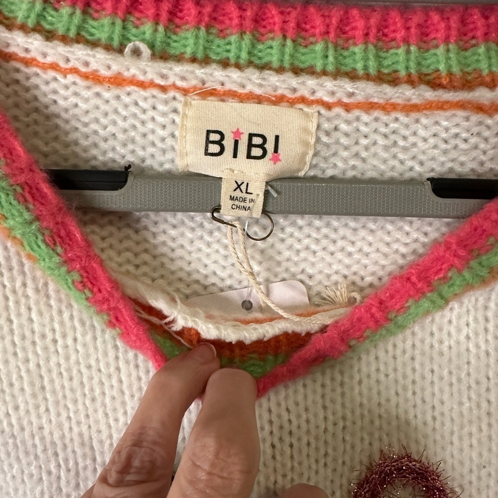 NWT BiBi Mom embellished Short Sleeve Sweater XLARGE - Picture 2 of 3